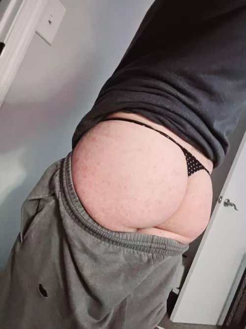 Good I love g-strings! 