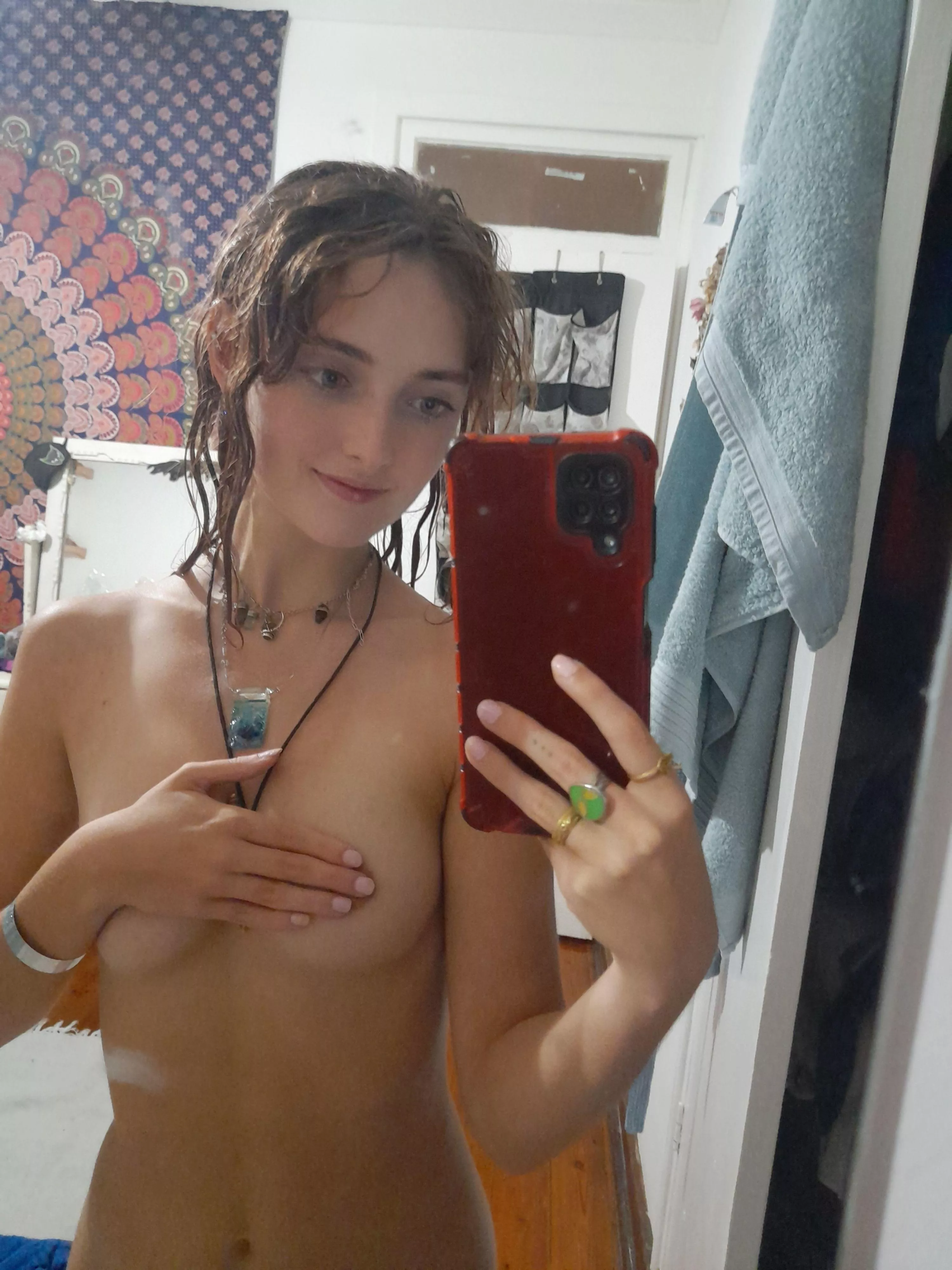 Hand as a makeshift bra, why not? [F18]