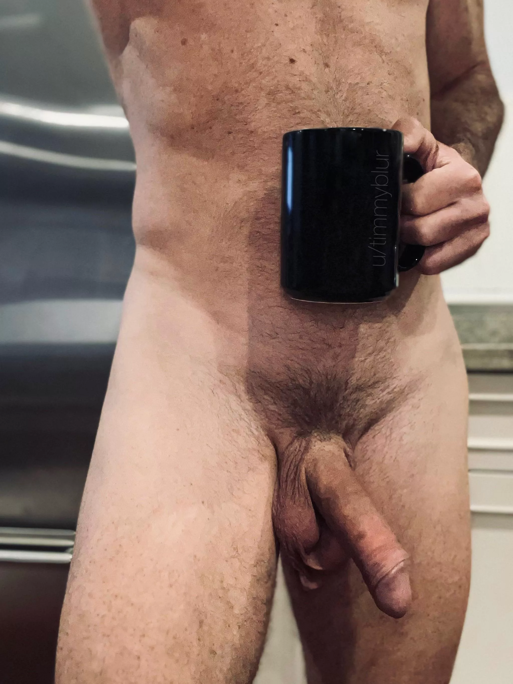 Happy Friday coffee freaks! Cold and rainy here today, could use someone to come heat things up with me…