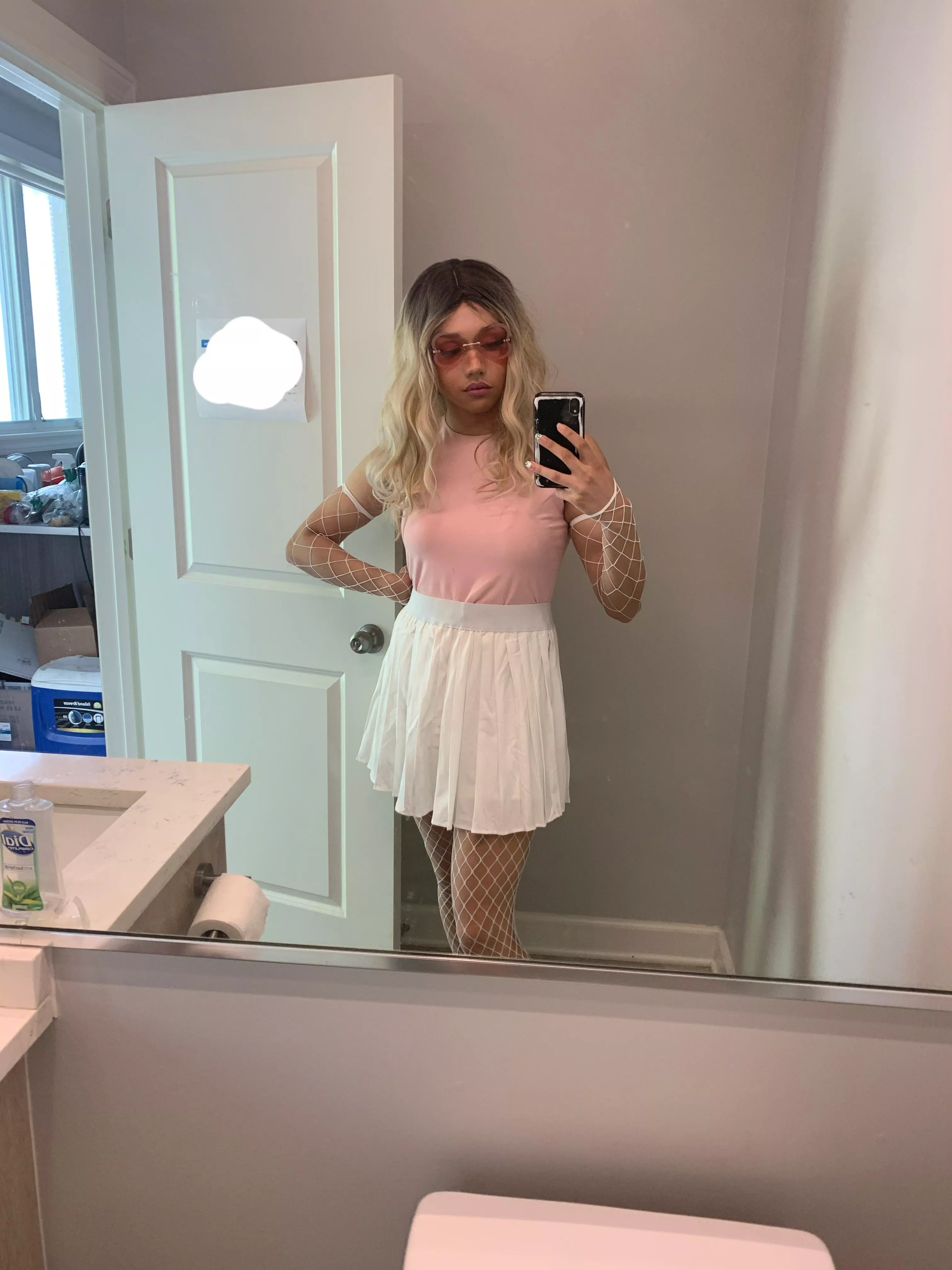 Happy Friday! Here’s my going out fit