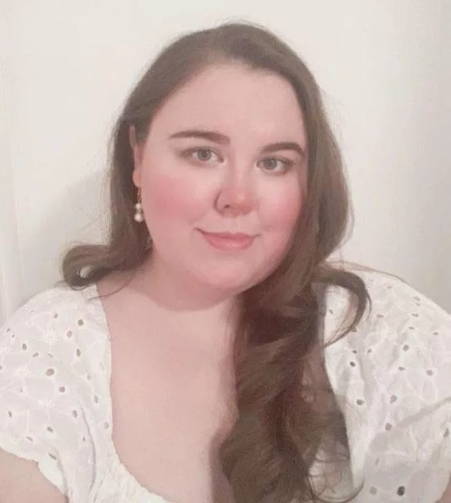 Hi. <3 Enjoy a webcam selfie. ;3