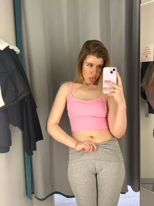 I want you to touch it through my leggings