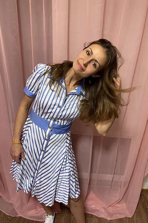 I would like to give you happiness before the weekend, but you also have to please me. F31