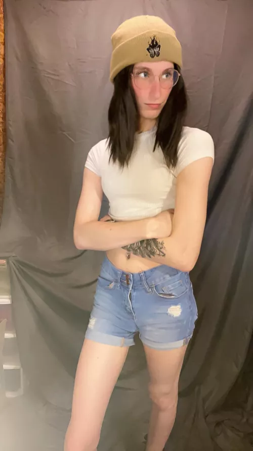 I’m trying to pull off the white girl vibe. 