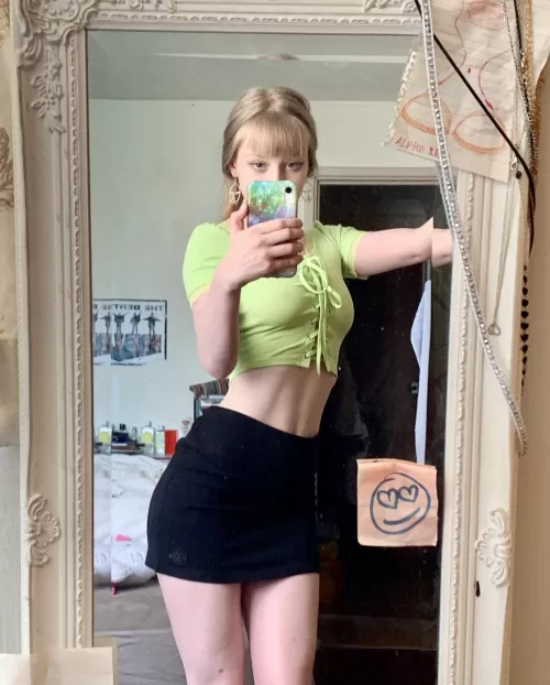 just a crop top girl living in a crop top world