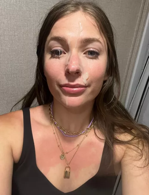 My chest gets red when I’m horny and nothing makes me hornier than facials