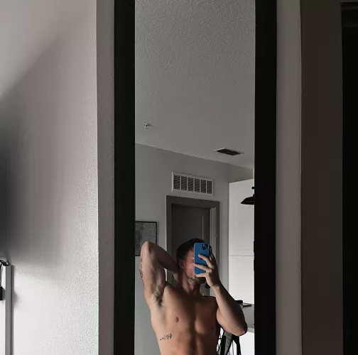 New Underwear got me feeling sexy!