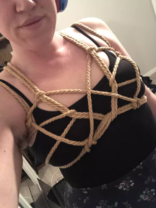 One of my FAVOURITE freestyle harnesses I’ve ever tied 🪢 practice makes perfect!