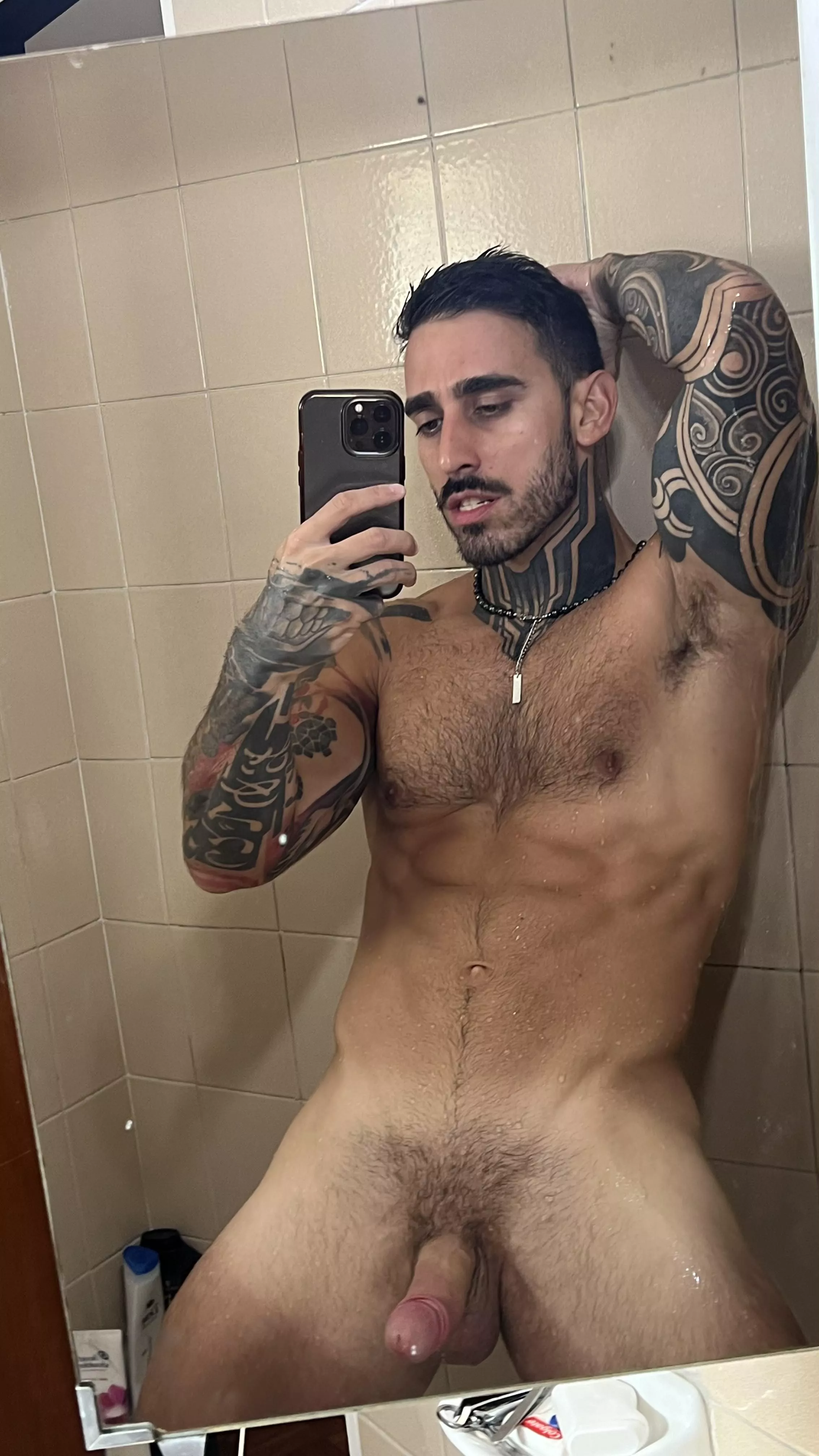 Should I use shampoo on body hair? 🙄