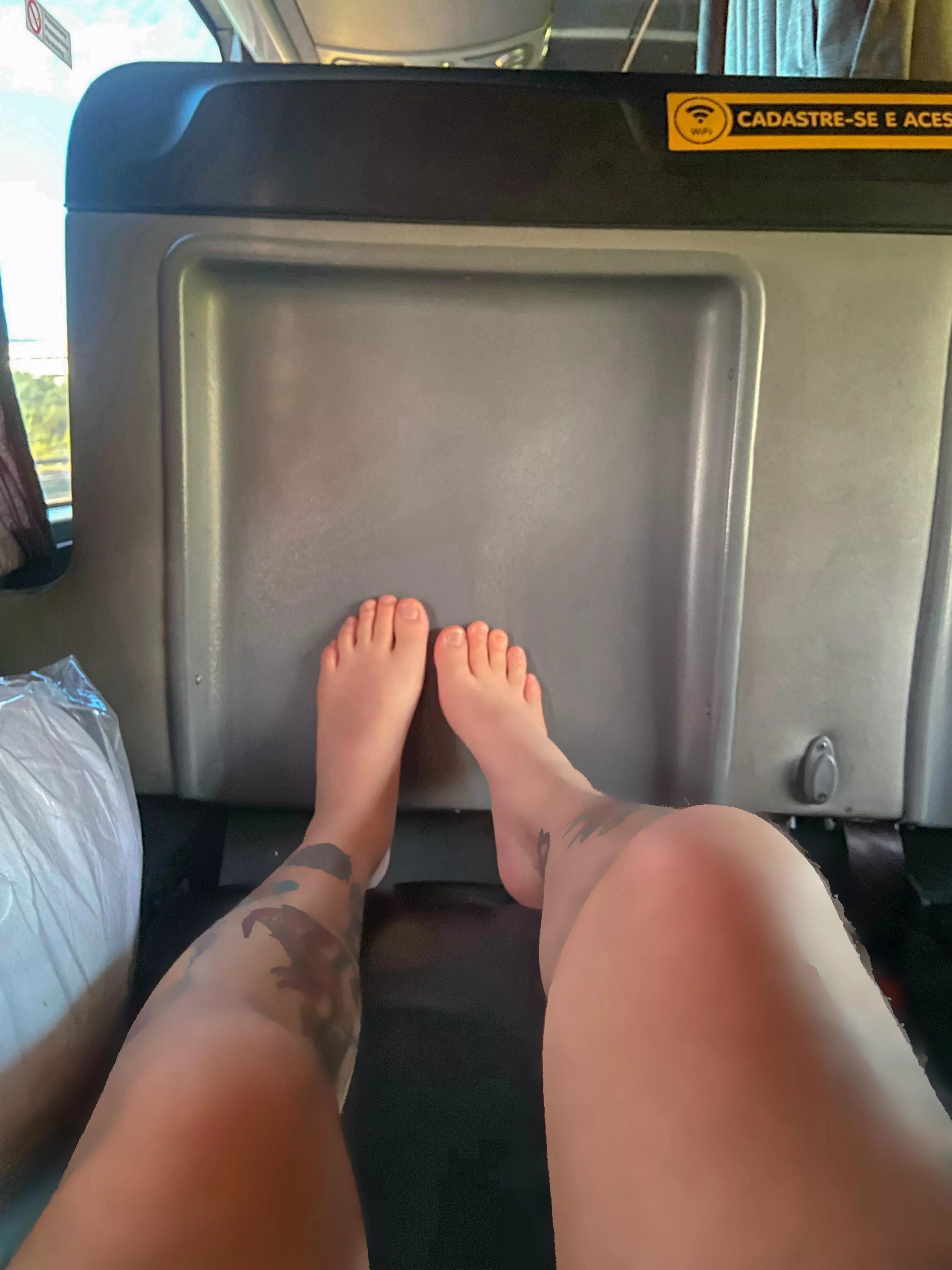 The guy next to me in the bus wouldn’t stop staring, would you do too?