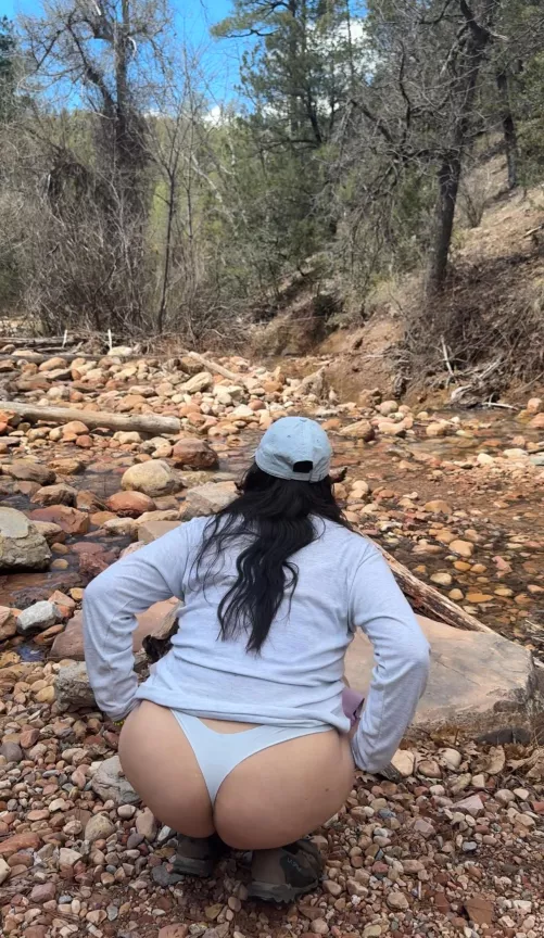 This is the outfit to walk in the forest