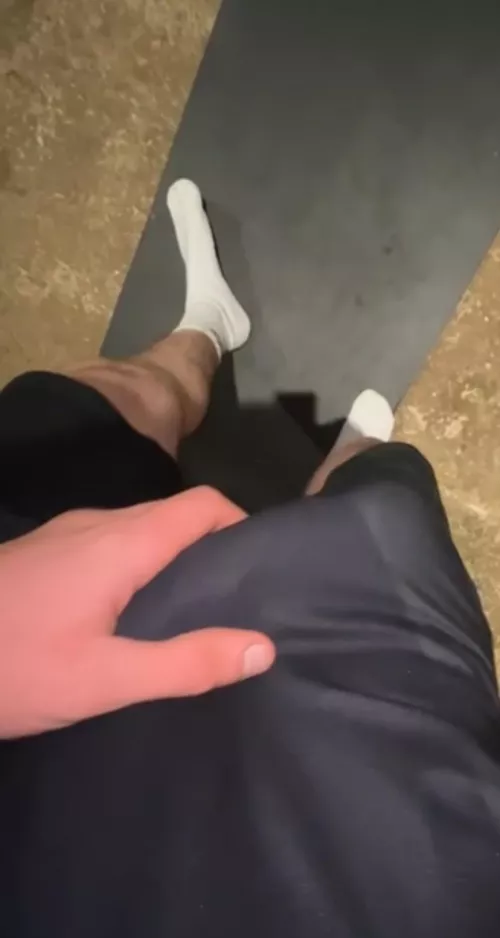 When your dick wakes up mid workout 🫣😈