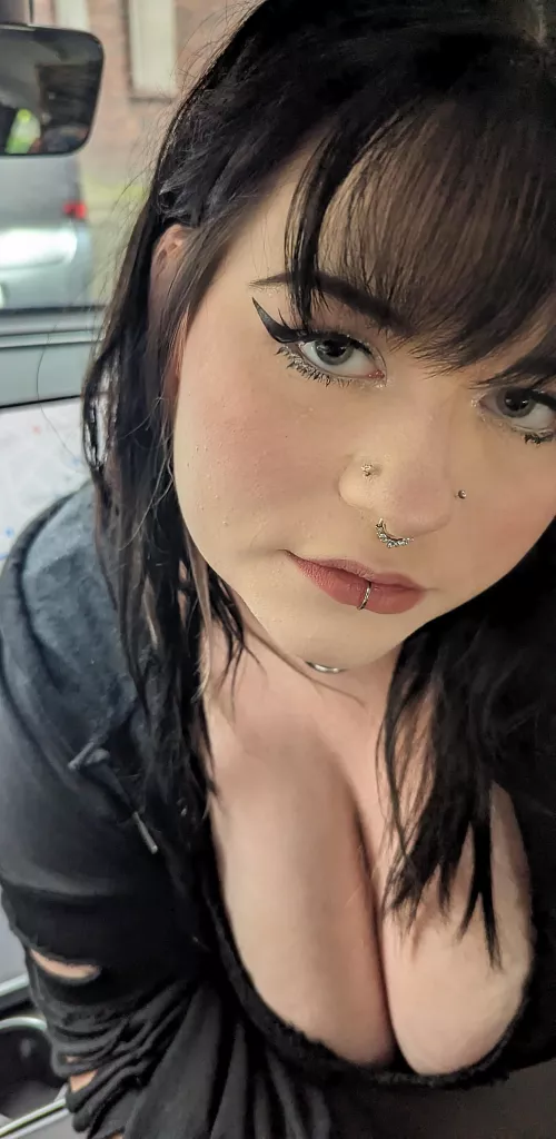 Where do we park so that we can fuck?