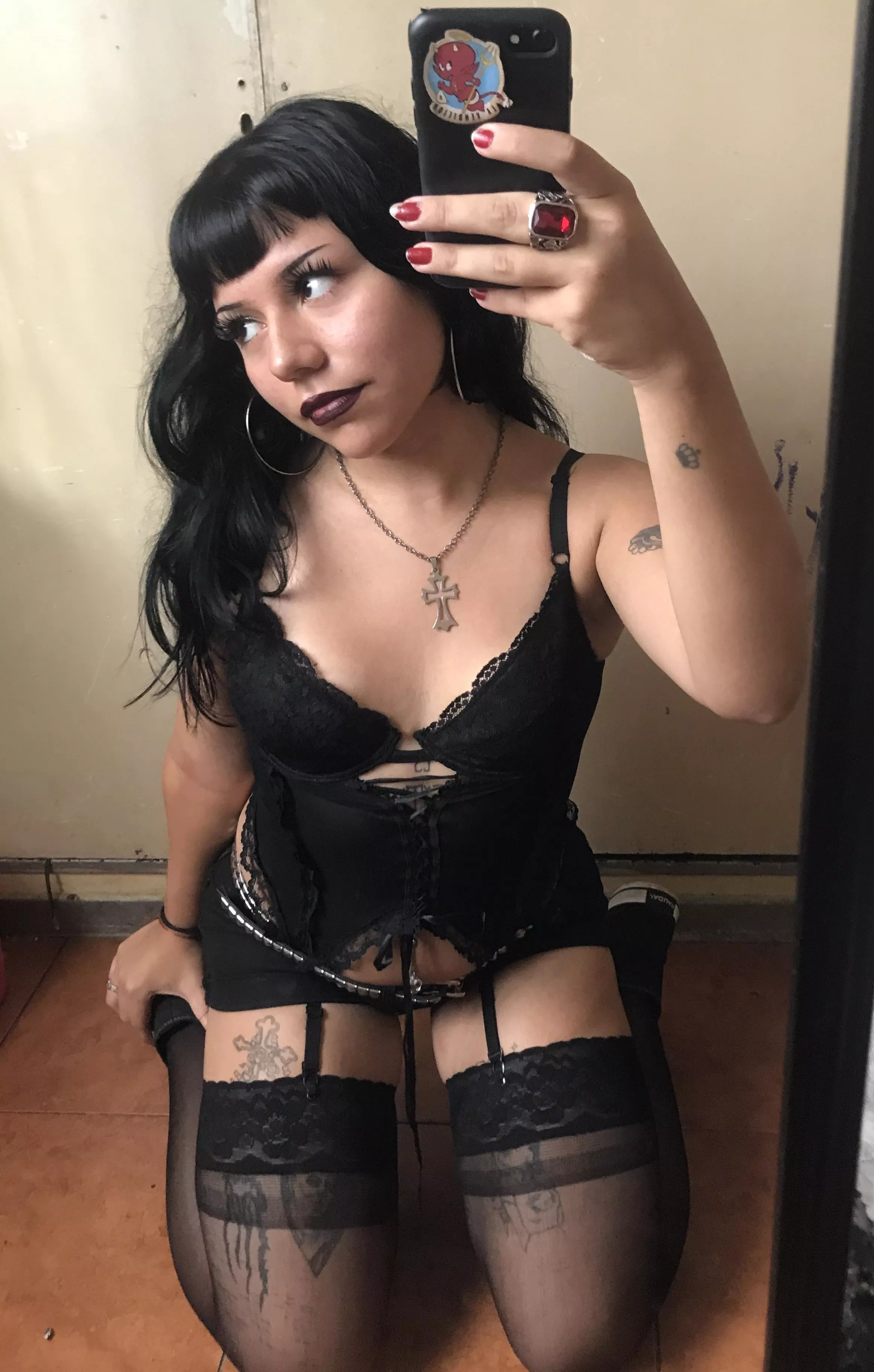 wore these tights just for you to rip them off. lol