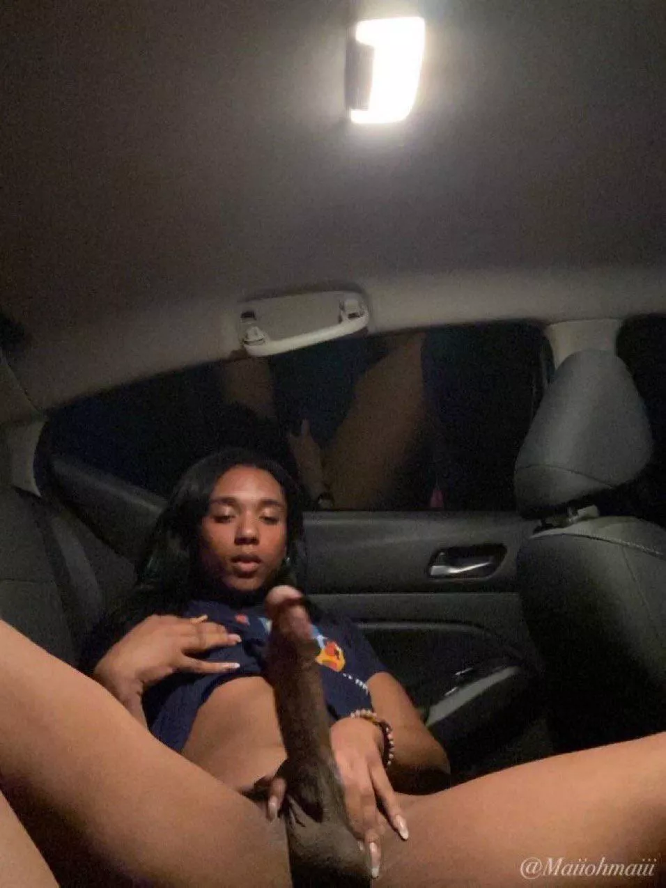 Would you join her in the car ?