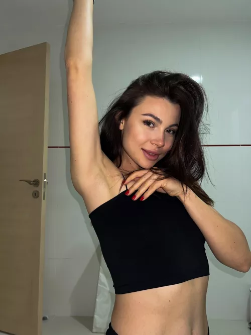 Would you rather smell, lick or kiss my armpit?