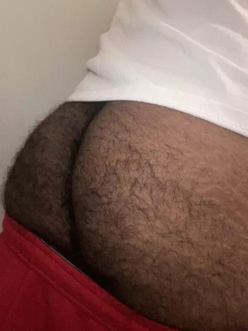 18, love chub cock ;)