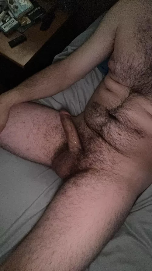 26 horny at work this morning dm me