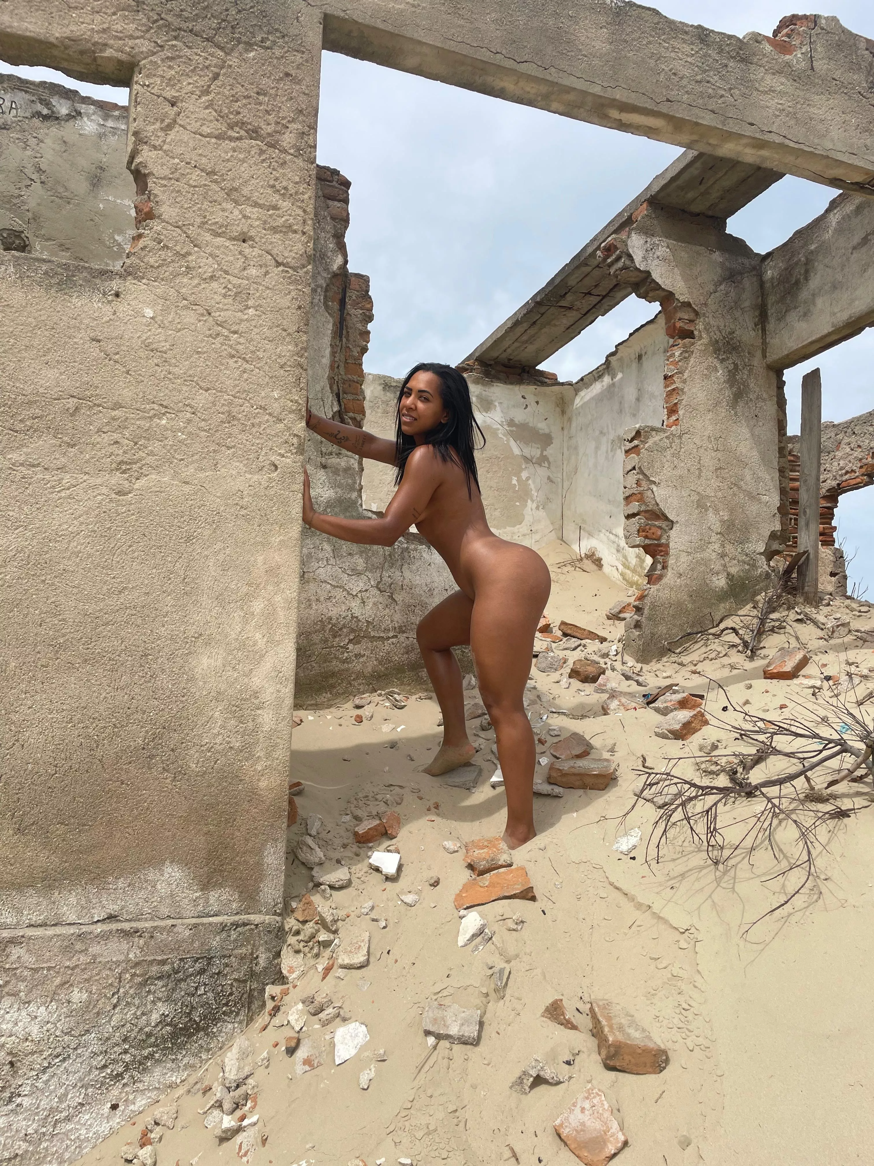 an abandoned hotel 🫣