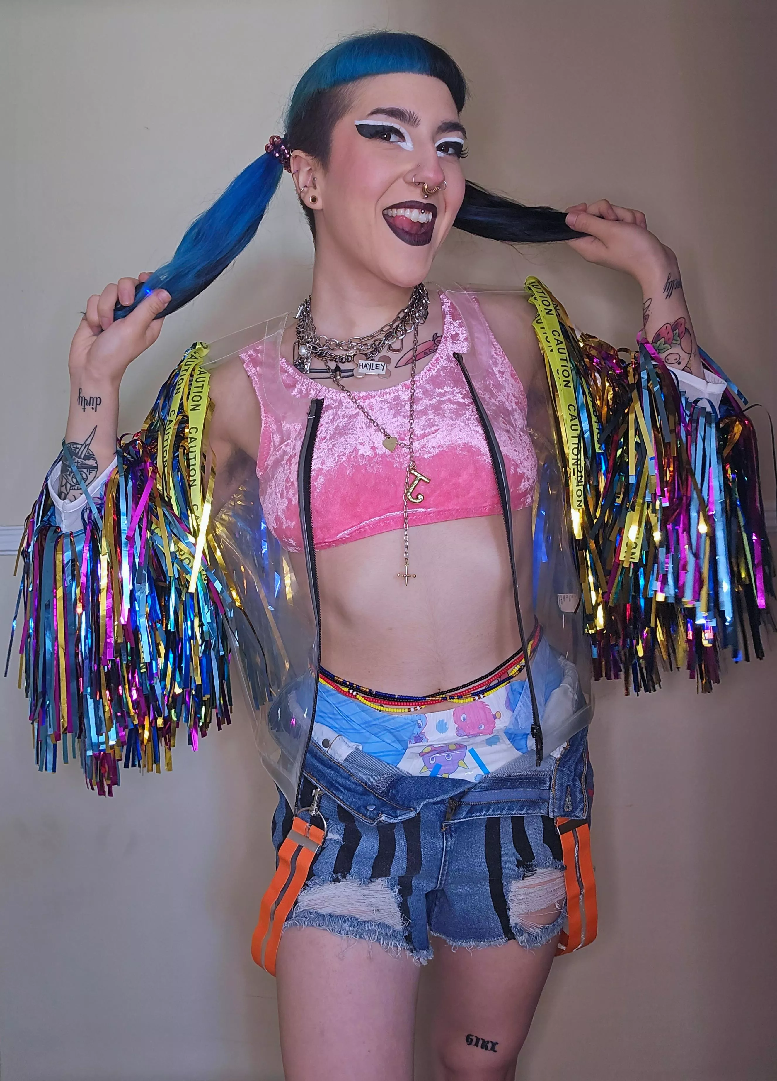 But what if Harley Quinn never got potty trained?! 