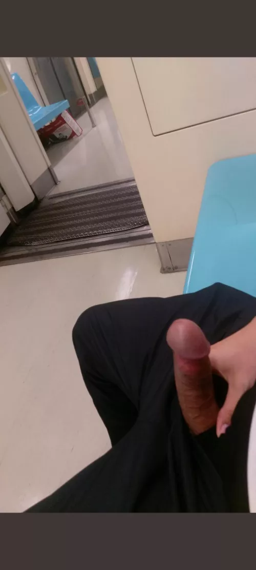 Cock out in Taiwan metro