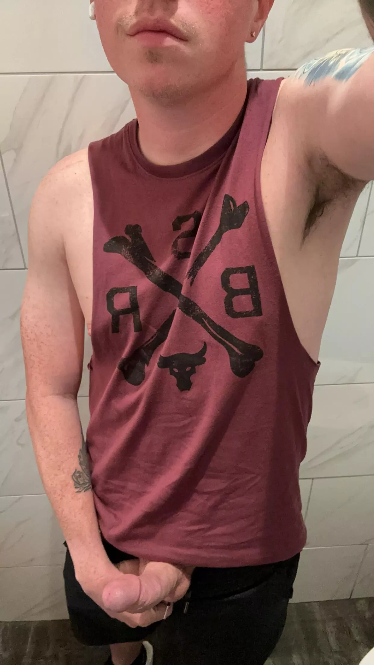 Do we like gaymer gym bros?