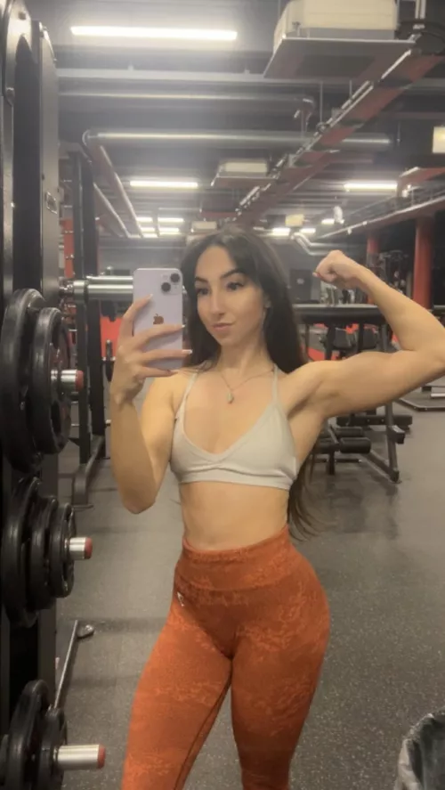 fit girl @jessxoxo on Instagram