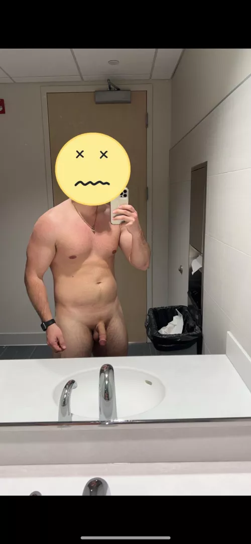 Happy Friday! Please rate (m)e!