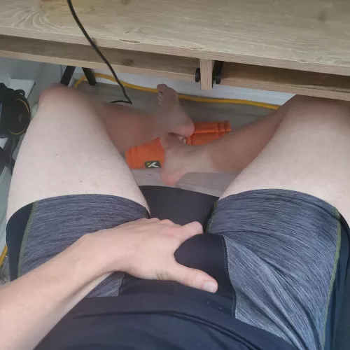 HARD to keep from playing when i'm supposed to be doing homework~