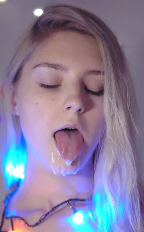 He was a little excited to cum on my face