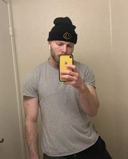 hi everybody :) anybody play fighting games?