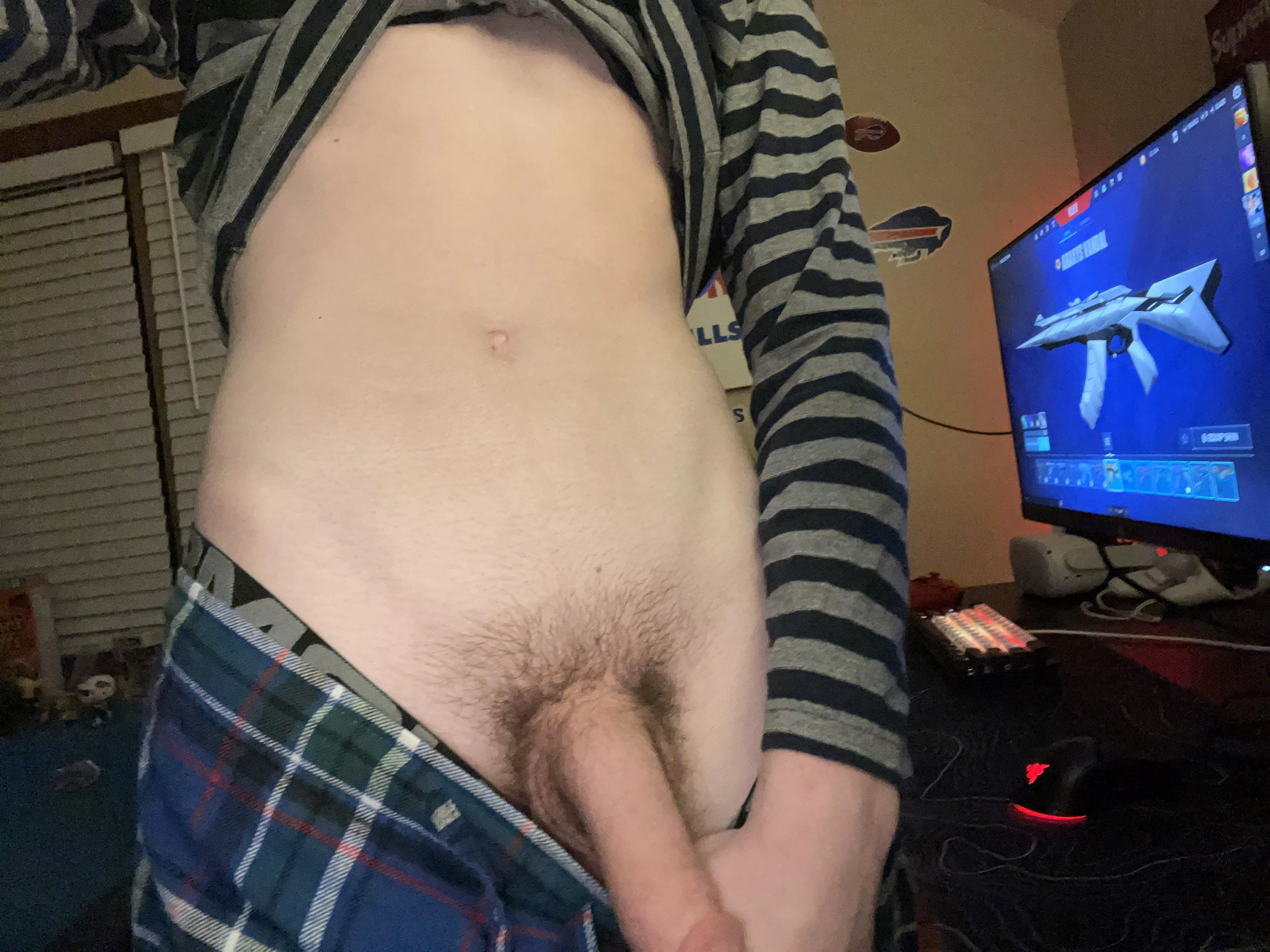 Hiiya guys, any gaymers?