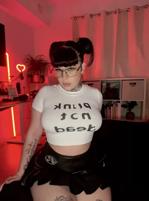 how about you get on your knees right now, baby? (;