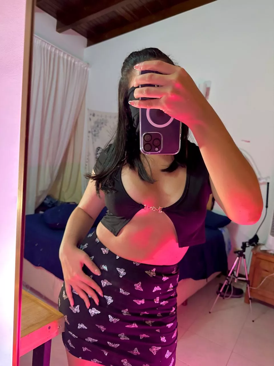 I don't know if I should go shopping wearing this