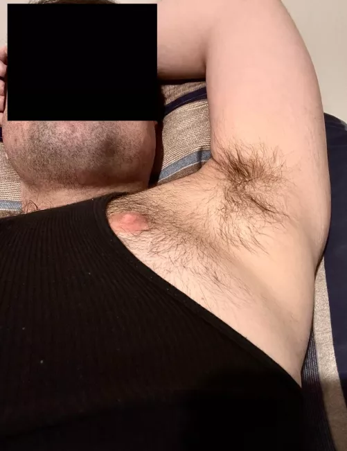 I heard you like your pits with a side of nipples 😜