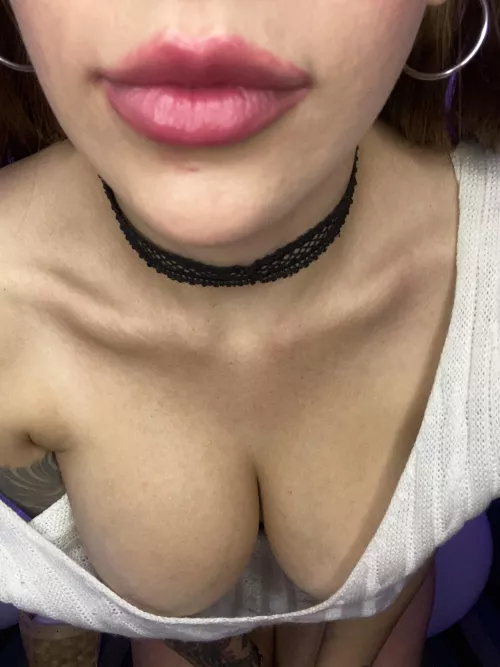 i need suck my boobs before work