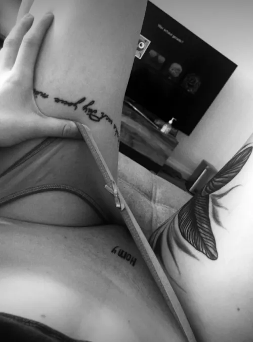 I will give away nudes to the first 20 comments