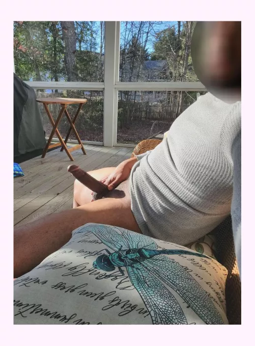 I wonder if my neighbors saq