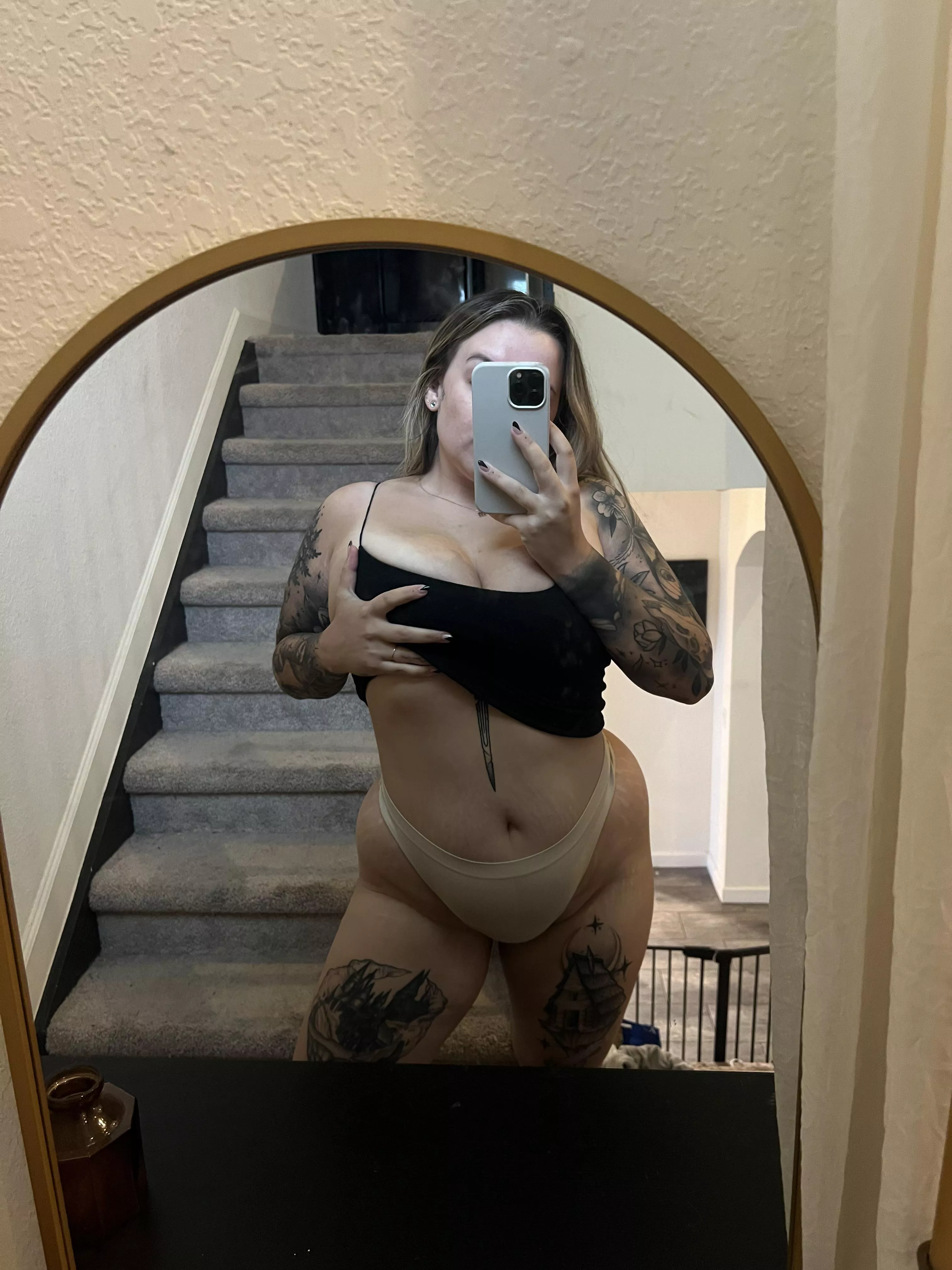 I’d rather be naked 