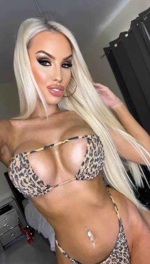 I'm a 10 but I got a very small dick... what am I?