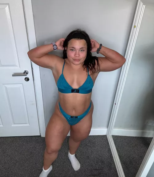 Let me drain your balls using my 4ft tall body tonight ;)