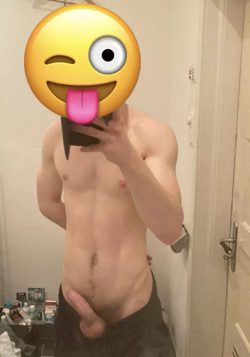 My cock head and nipples are so sensitive 🥺