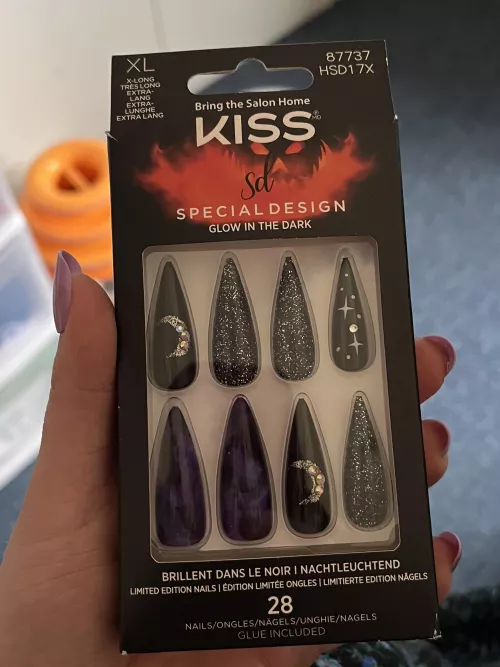 Putting these bad boys on will make any lee drop to their knees😈