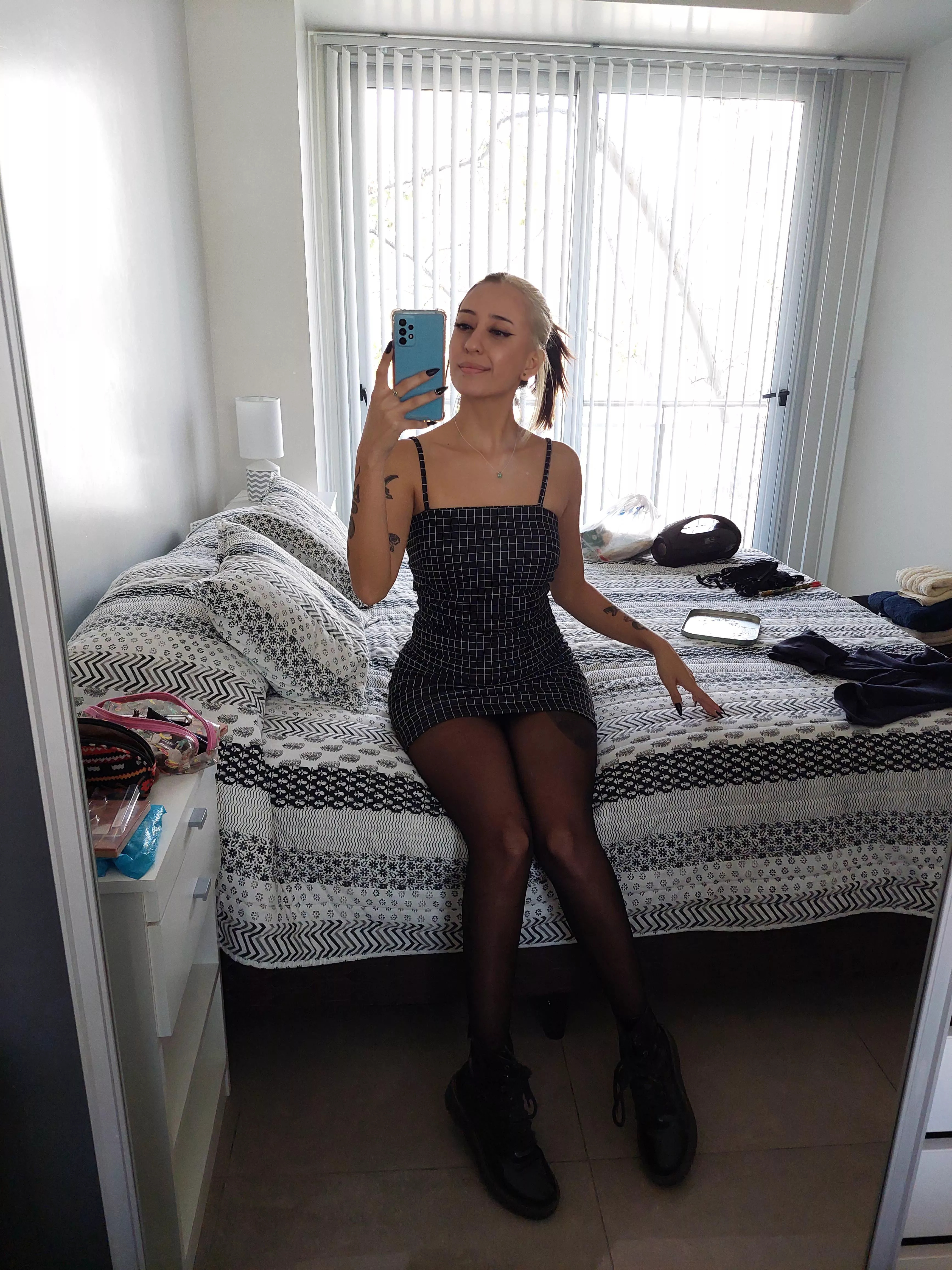 Selling sexting sessions and content 👻 arika2612 / Telegram: @vicemommy