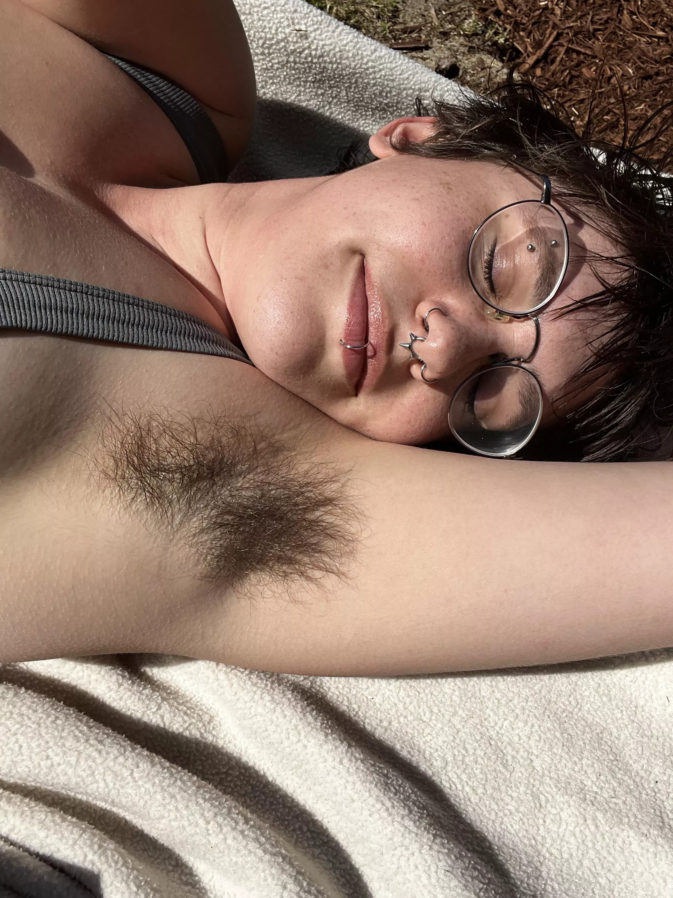 shamelessly hairy in front of 100s of strangers 