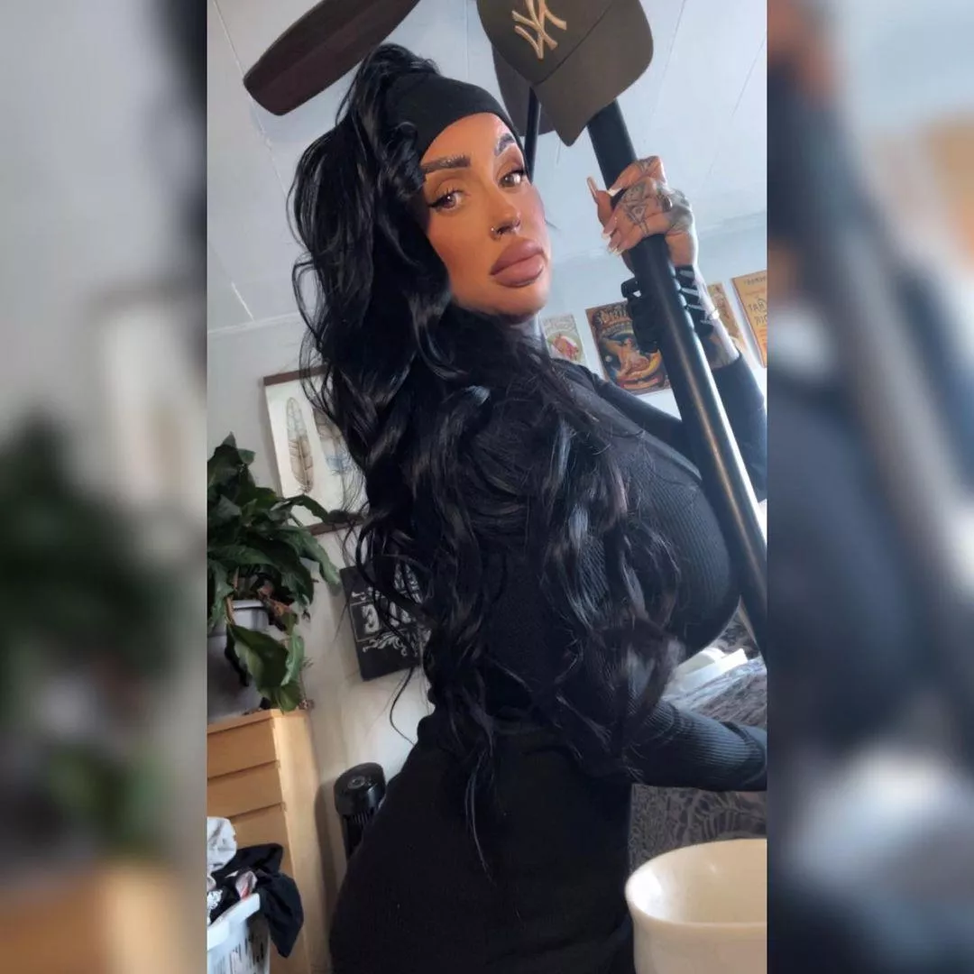 She loves to hide her perfect cannonballs.