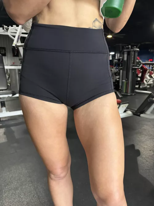 That seam really points to something