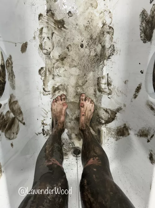 The aftermath of a Dead Sea mud body mask 😂