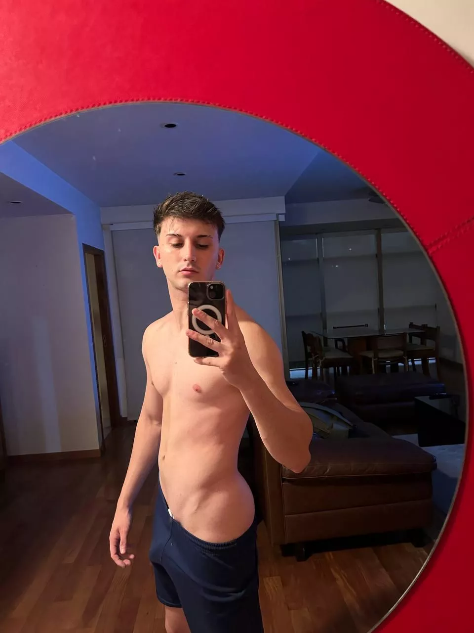 they be peeking you now haha