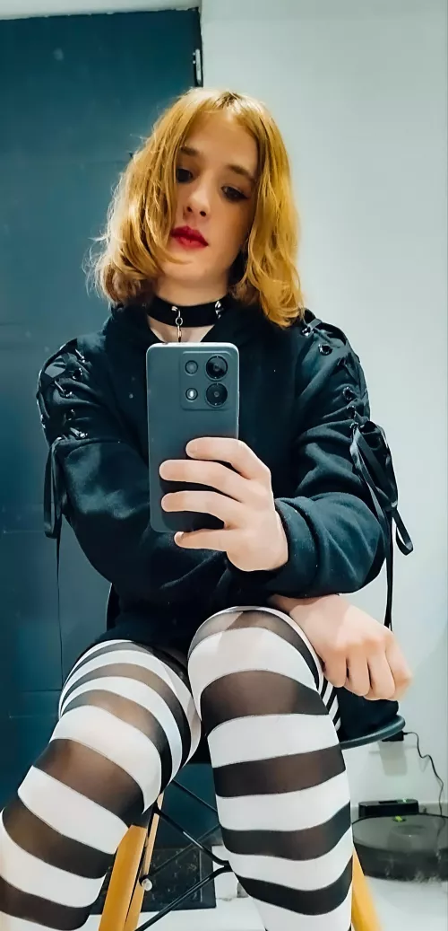 Tried a new style today, i kinda liked it ...